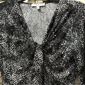 Like new Women's Chaus 3/4 Sleeve Blouse